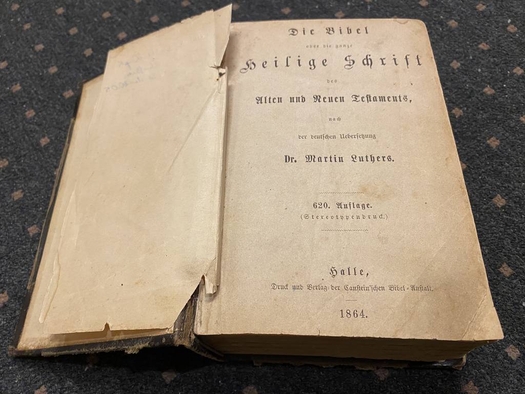 Lutherbibel aus dem Jahre 1864