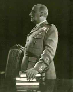 der spanische Diktator Francisco Franco