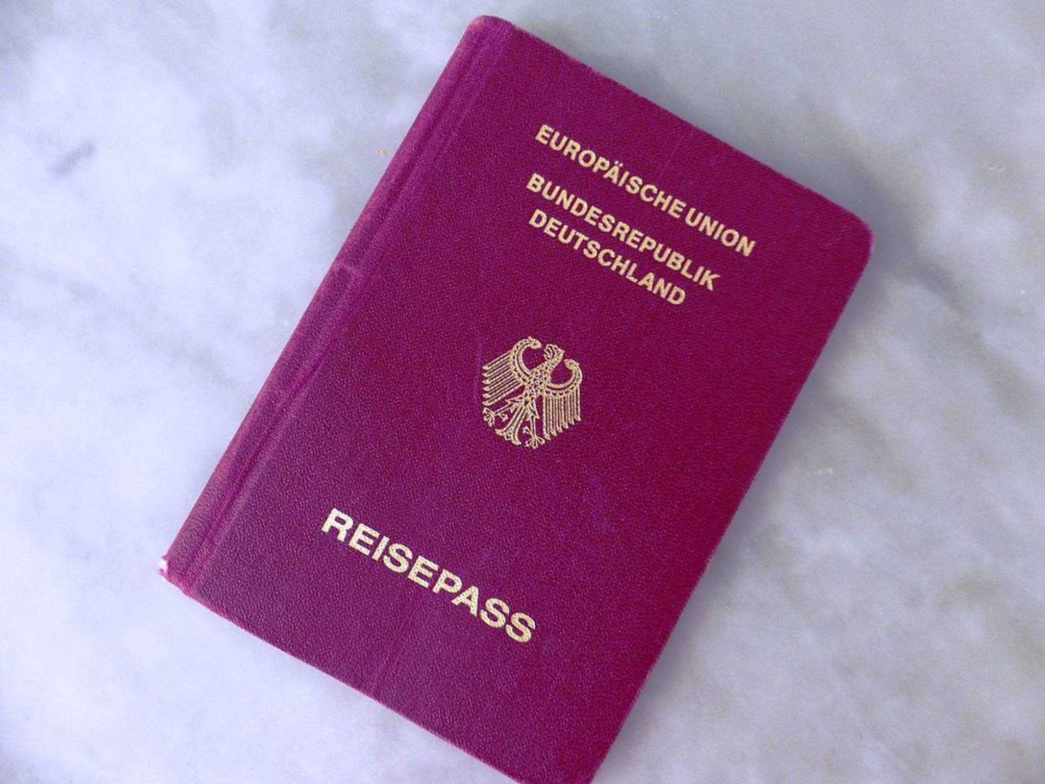 Ein deutscher Reisepass.