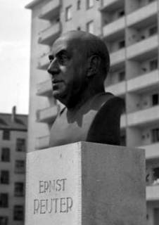 Ernst Reuter-Büste in Berlin