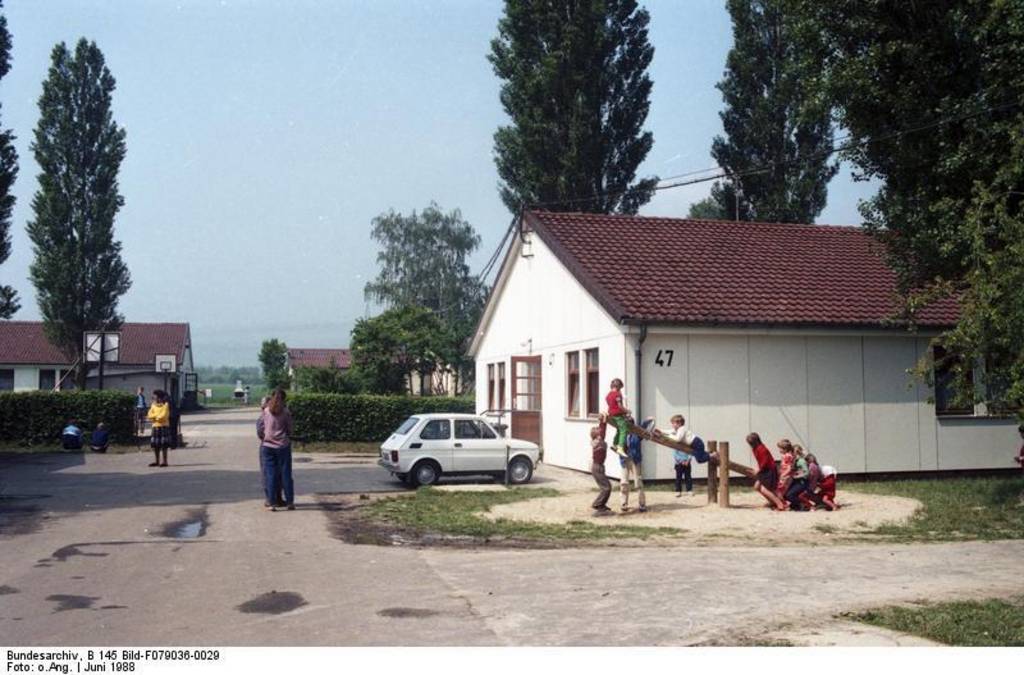 Lager Friedland, Straße mit Unterkünften