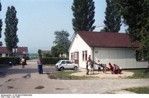Lager Friedland, Straße mit Unterkünften