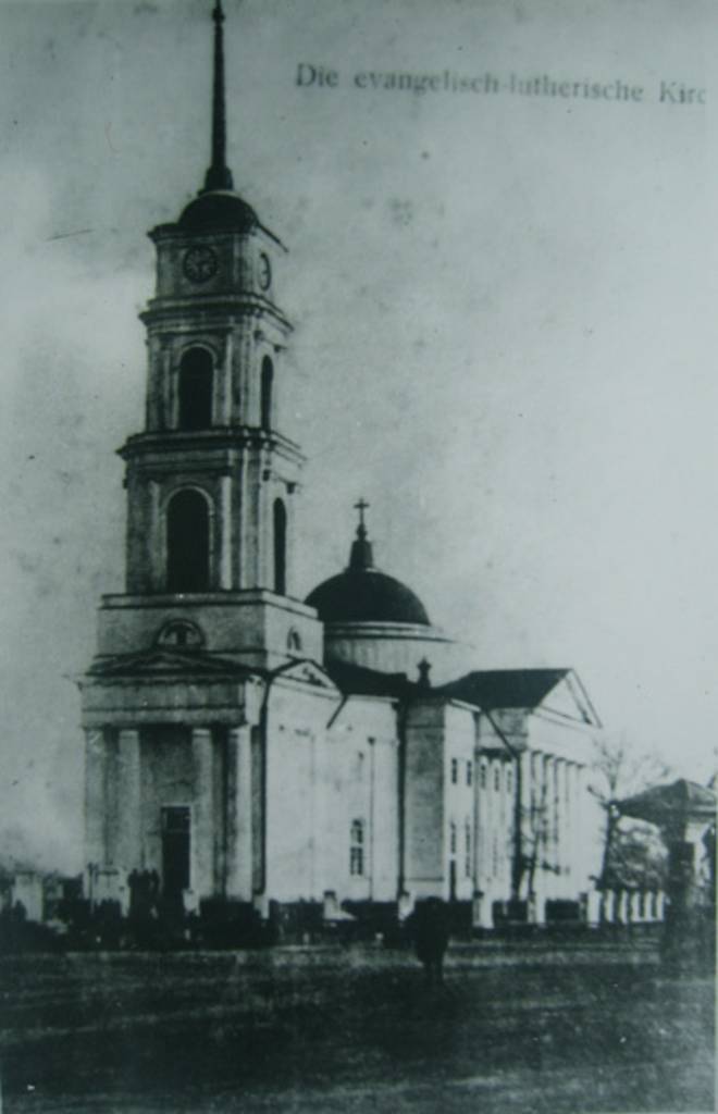 Русский: Бывшая лютеранская церковь в Марксе (Саратовская область)